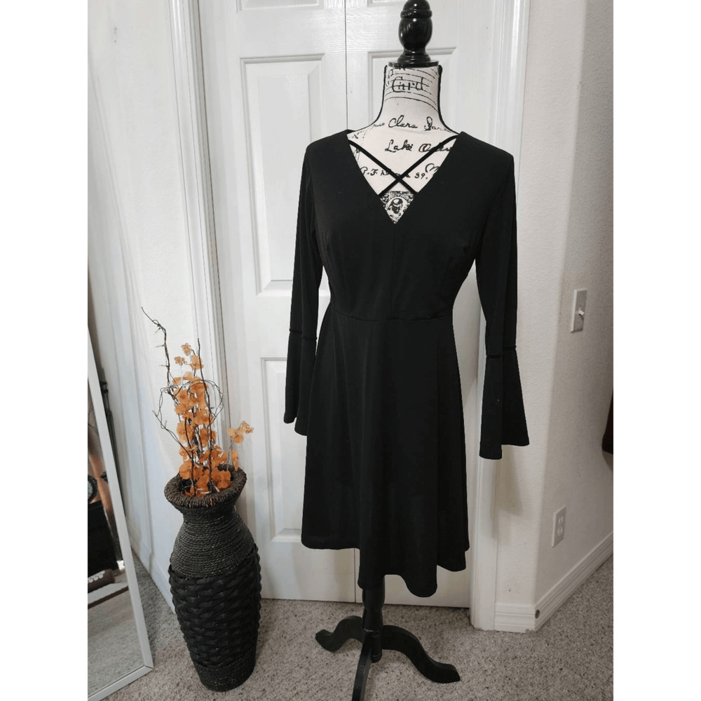 Ashley Graham Beyond Black Criss Cross Dress Size 6